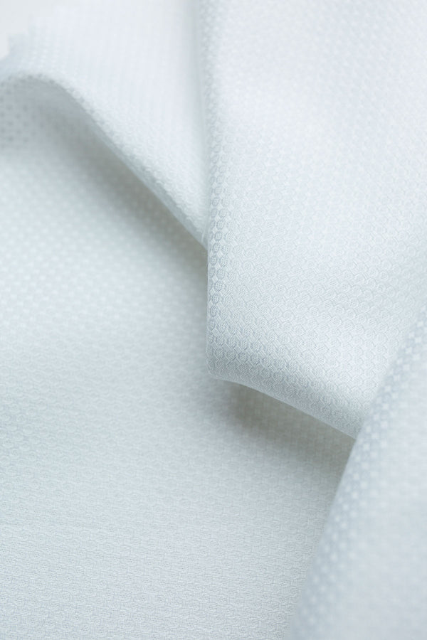 Aviro 80s White Twill Fabric