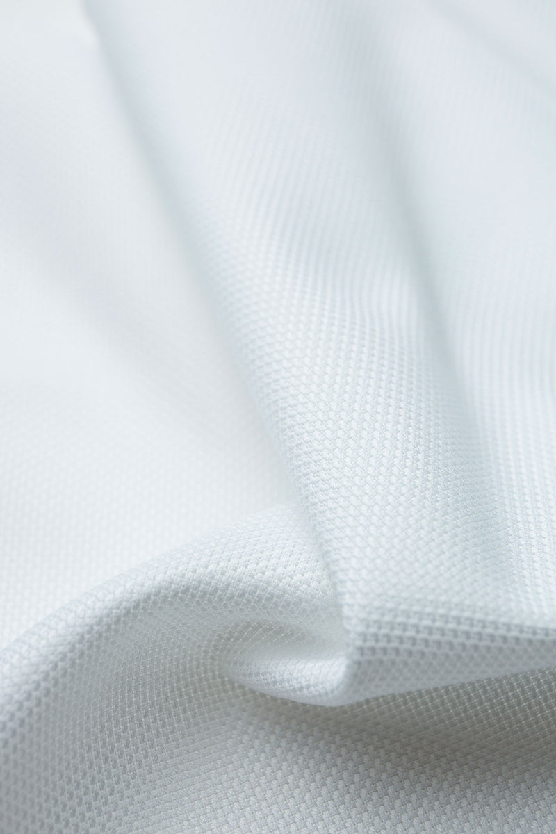 Cleo 80s Textured White Cloth Fabric